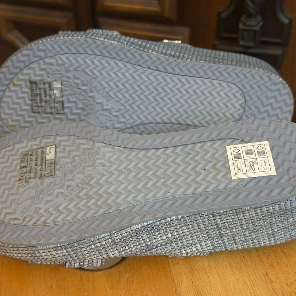 Skechers Martha Stewart Arch Fit Blue Silver Woven Platform Wedge Sandals 119514